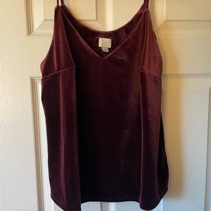 Velvet tank
